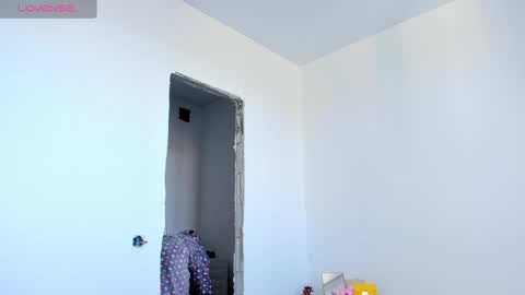 Snapshot of bam_bi chatting on April 2026 10:29:02 AM Kira online show from April 2026 10:29:02 AM