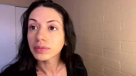 bambii_petite online show from April 2026 06:35:01 PM