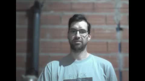 Ezequiel online show from October 2025 11:27:01 PM