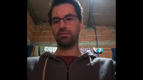 Ezequiel online show from April 2026 01:43:02 AM