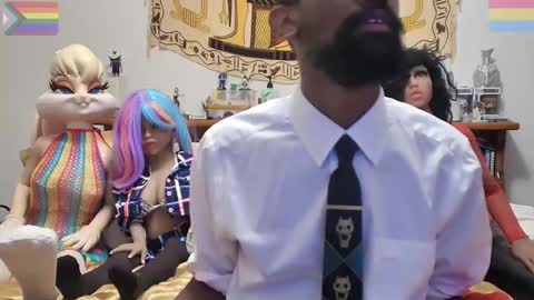 Bando Husbando online show from November 2025 03:28:02 AM