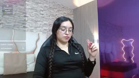 banett_tay online show from October 2025 11:52:01 AM