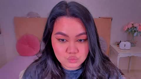 Barbie Kim online show from December 2024 02:42:01 AM