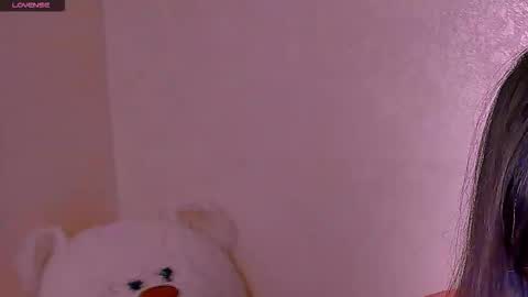 Barbie Kim online show from September 2025 03:30:01 AM