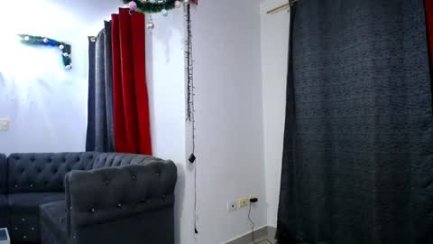 Snapshot of barbaraferrer69 chatting on December 2024 02:12:02 AM BARBARA FERRER online show from December 2024 02:12:02 AM