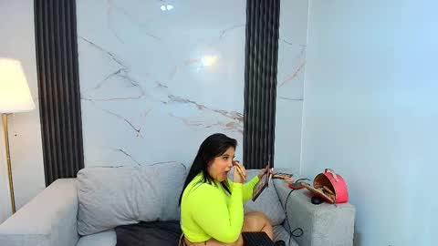 Snapshot of barbaraferrer69 chatting on December 2025 07:53:01 PM BARBARA FERRER online show from December 2025 07:53:01 PM