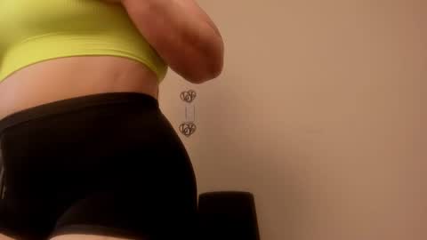 Snapshot of barbarafight chatting on April 2026 10:07:02 PM Brbara. online show from April 2026 10:07:02 PM