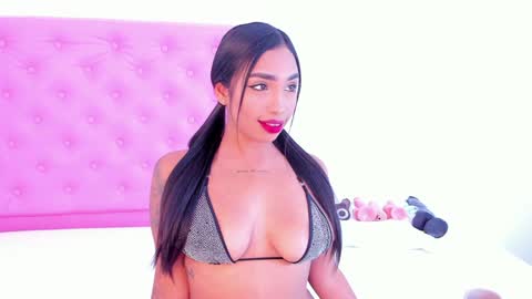 Barbie Hills online show from December 2024 10:22:01 PM