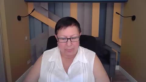 barbaraturners online show from December 2025 10:08:02 PM