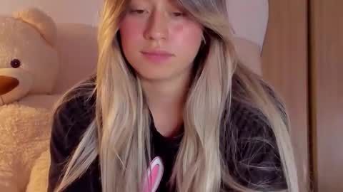 Barbie Blonde online show from October 2025 01:39:02 AM