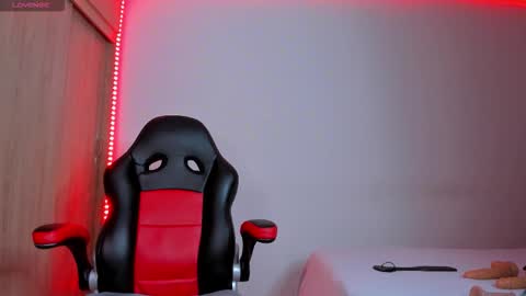 Snapshot of barbie_ebony_ chatting on November 2025 04:03:01 AM Nicolle  online show from November 2025 04:03:01 AM