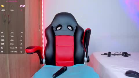 Nicolle  online show from February 2026 10:03:02 AM