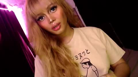 Snapshot of barbie_ivana chatting on November 2025 06:33:02 AM barbei online show from November 2025 06:33:02 AM