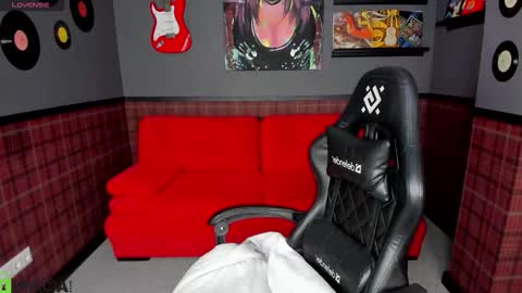 LisGTM2 Mon-Thu Sat 0100am-0700am online show from February 2026 12:59:02 AM