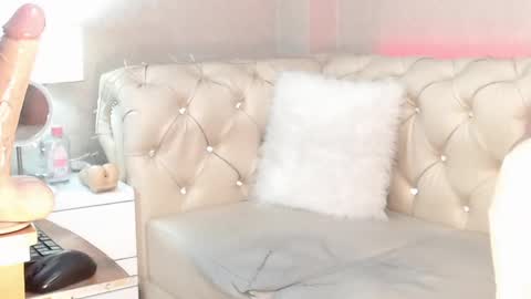 barbiefox_ online show from February 2025 10:28:01 PM