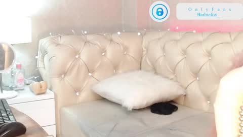 barbiefox_ online show from March 2025 11:31:01 PM