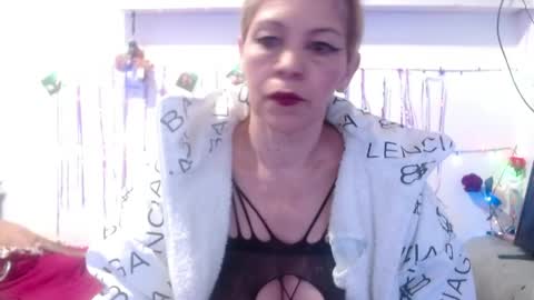 Snapshot of barbiemature chatting on May 2026 08:40:02 AM barbiemature online show from May 2026 08:40:02 AM