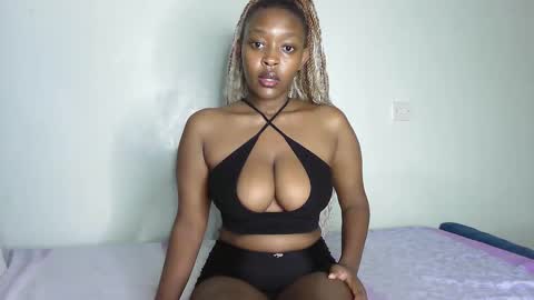 Mel online show from October 2025 11:57:02 AM