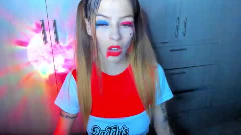 Barbie online show from November 2025 04:04:01 AM