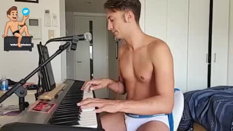 Snapshot of barebritpianist chatting on September 2025 05:33:02 AM BareBritPianist online show from September 2025 05:33:02 AM