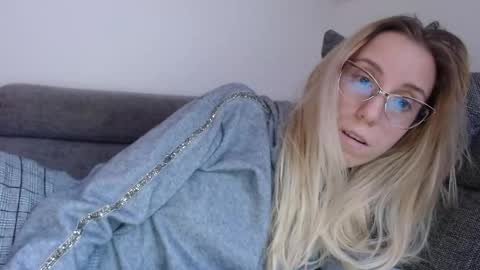 Lena online show from April 2026 05:37:01 PM
