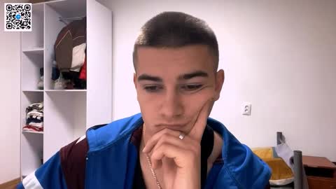 Eric online show from December 2025 07:42:02 PM