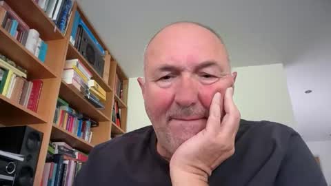Snapshot of bartvel chatting on April 2026 10:29:01 AM bartvel online show from April 2026 10:29:01 AM
