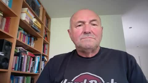 Snapshot of bartvel chatting on April 2026 09:34:02 AM bartvel online show from April 2026 09:34:02 AM