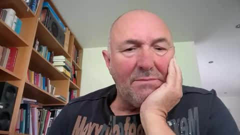 Snapshot of bartvel chatting on May 2026 10:42:02 AM bartvel online show from May 2026 10:42:02 AM