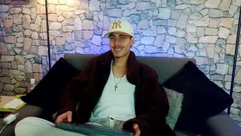 Bastian online show from November 2025 04:22:01 AM