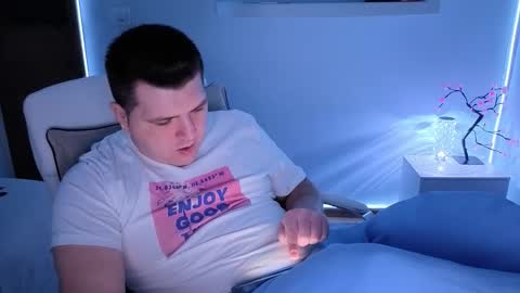 Snapshot of basystem8 chatting on February 2026 04:21:01 AM BASY online show from February 2026 04:21:01 AM