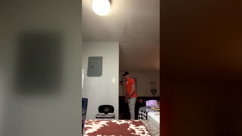 Snapshot of battlewolfxx chatting on April 2026 10:10:01 AM battlewolfxx online show from April 2026 10:10:01 AM