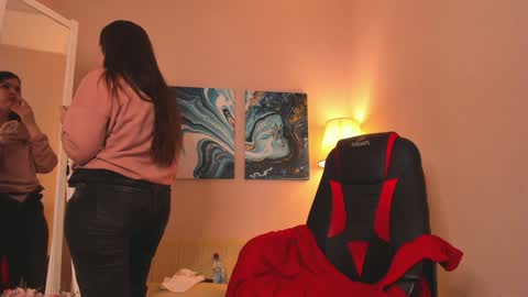 battymoll online show from December 2024 03:37:01 PM