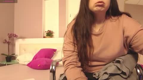 battymoll online show from February 2025 10:51:02 AM