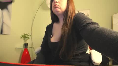 battymoll online show from March 2026 03:39:02 PM