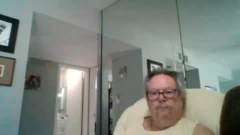 Single Grandpa in Florida. Love to C2C and have Fun Privately online show from June 2026 12:27:02 PM