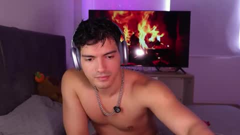 Valentino online show from January 2026 09:08:01 PM