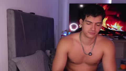 Valentino online show from February 2026 09:20:01 PM