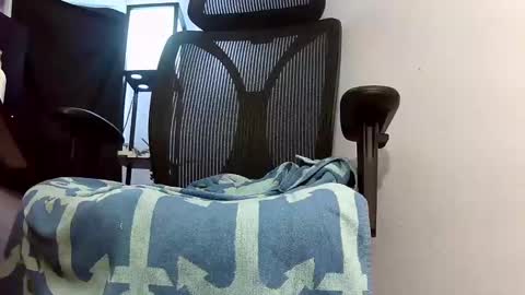 Snapshot of bbc4cam99 chatting on September 2025 10:50:01 AM bbc4cam99 online show from September 2025 10:50:01 AM