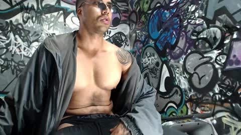 Justin online show from January 2025 08:21:01 PM