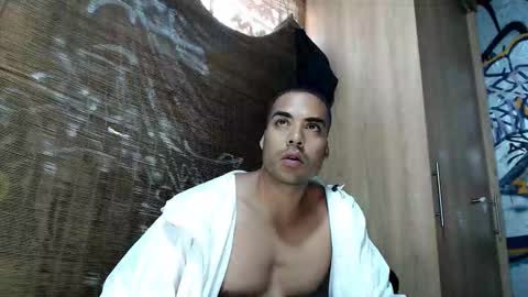 Justin online show from November 2025 07:13:02 PM