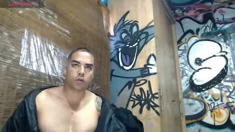 Snapshot of bbc_monster1 chatting on May 2026 05:18:02 PM Justin online show from May 2026 05:18:02 PM