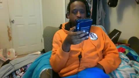 rocker n queen online show from December 2024 05:44:01 PM