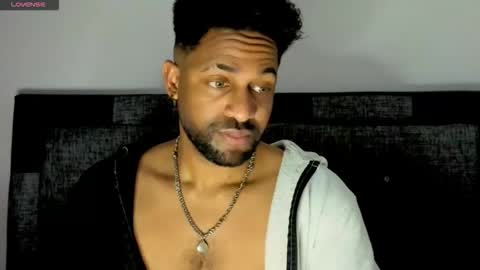 john online show from November 2025 04:25:01 AM