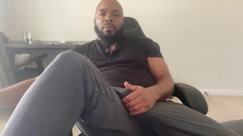 Zaddy online show from April 2026 09:06:02 PM