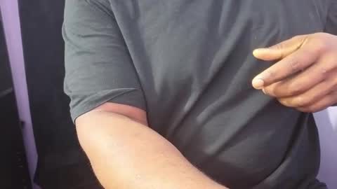 Snapshot of bbcthomas123112 chatting on February 2025 09:20:01 AM bbcthomas123112 online show from February 2025 09:20:01 AM