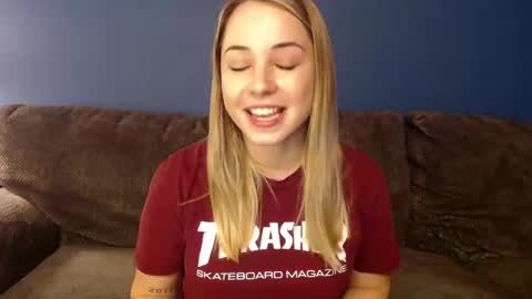 Snapshot of bbgirlnextdoor chatting on November 2025 07:19:02 PM bbgirlnextdoor online show from November 2025 07:19:02 PM