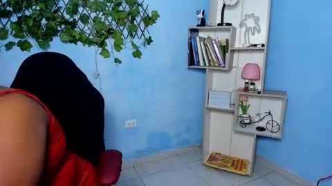 Charlote online show from December 2025 12:34:02 PM