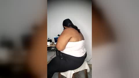 Snapshot of bbw_cindy11 chatting on July 2026 07:43:02 PM Cindy online show from July 2026 07:43:02 PM