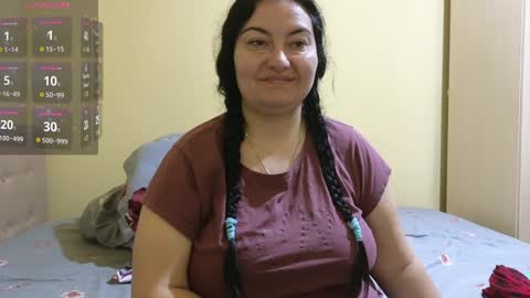 Snapshot of bbw_milf_4u chatting on February 2025 06:13:02 AM Emma online show from February 2025 06:13:02 AM